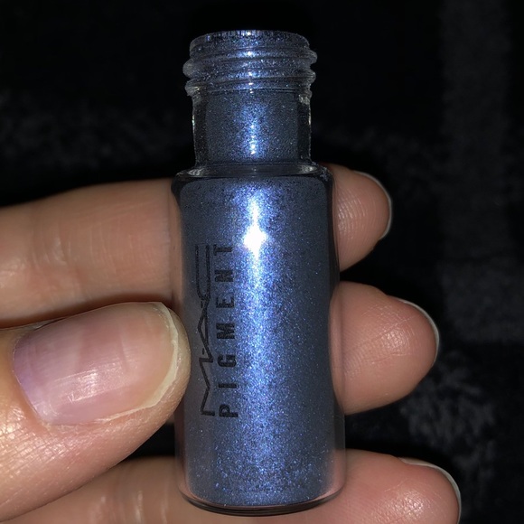 2/$16 MAC Cosmetics Pigment in Naval Blue, Mini Sz - Picture 14 of 16